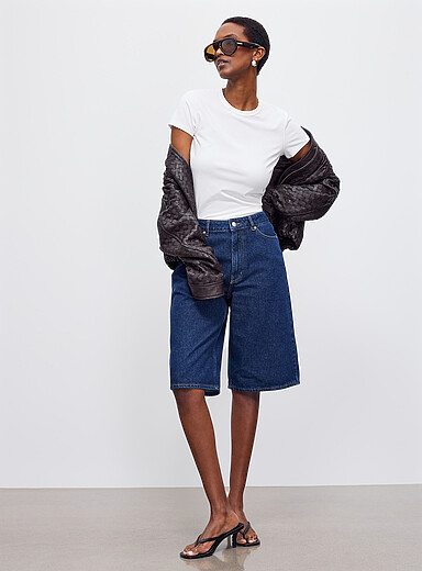 Dark indigo solid jort <b>Fit: Wide leg, high rise</b>