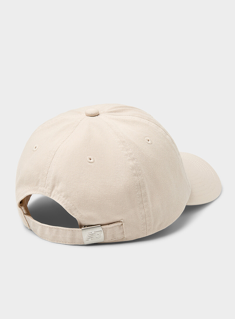 New Balance: La casquette baseball unie logo signature Ivoire - Beige cr&egrave;me pour femme