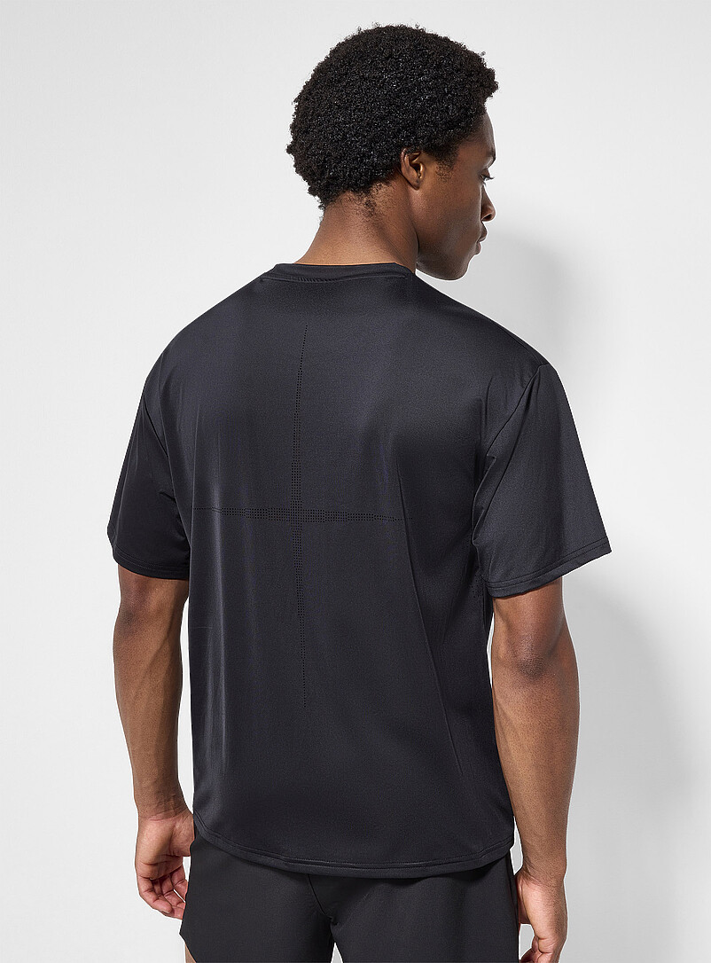 Performance PacePro™ perforated T-shirt product image 3