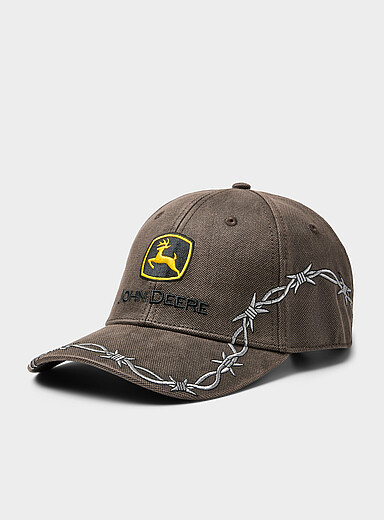 Deer logo barbed wire cap