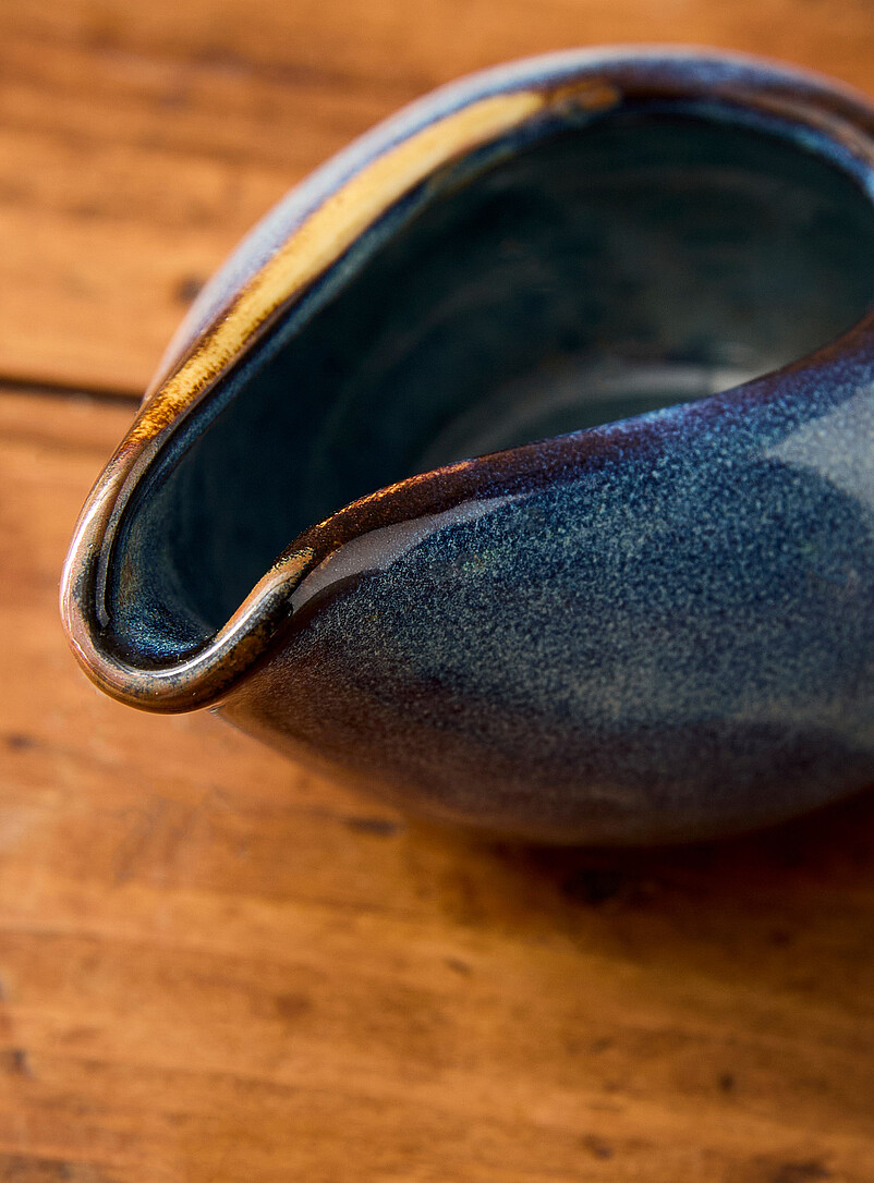 Artistic blue gravy boat product image 2