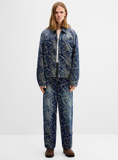 Le jean broderies paisley <b>Coupe ballon</b> <b>Importation de S&eacute;oul</b>