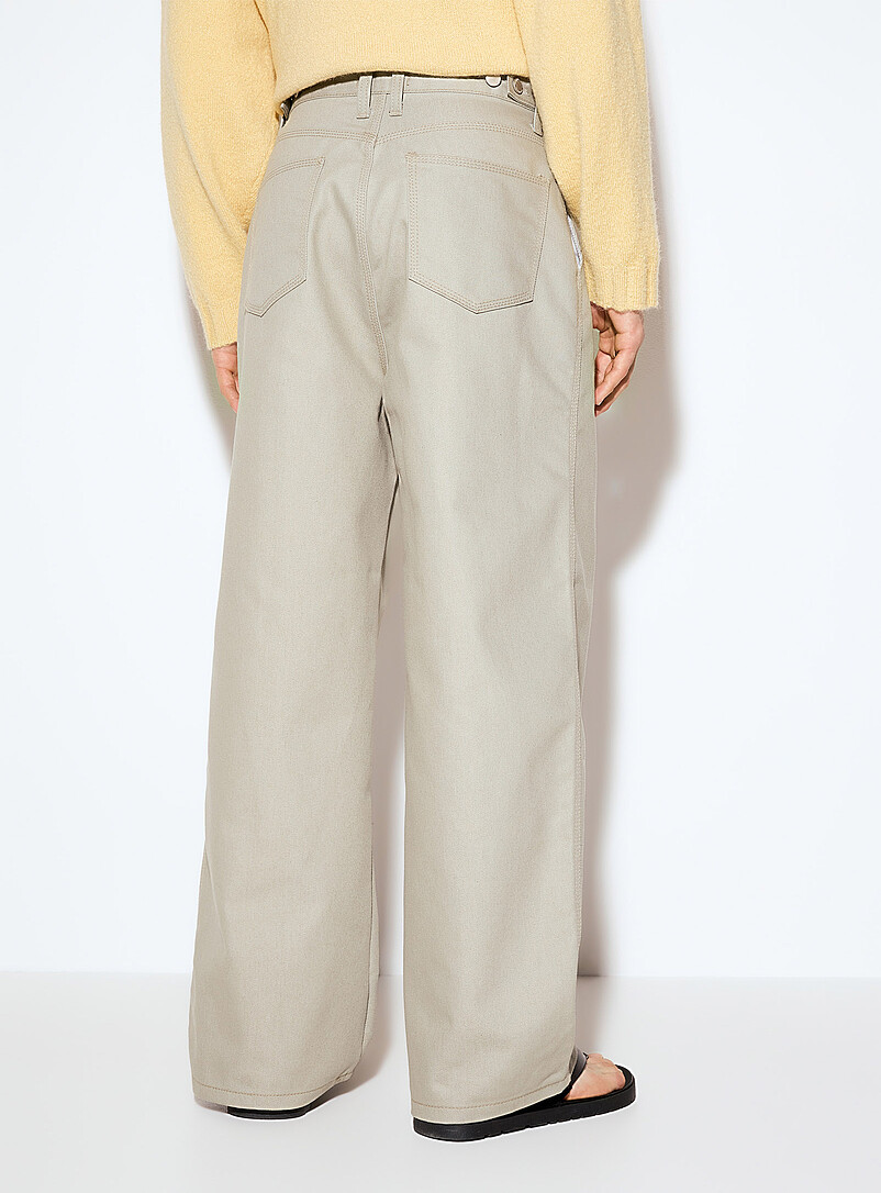 Dark indigo pleated jean Loose fit Imported from Seoul product image 3