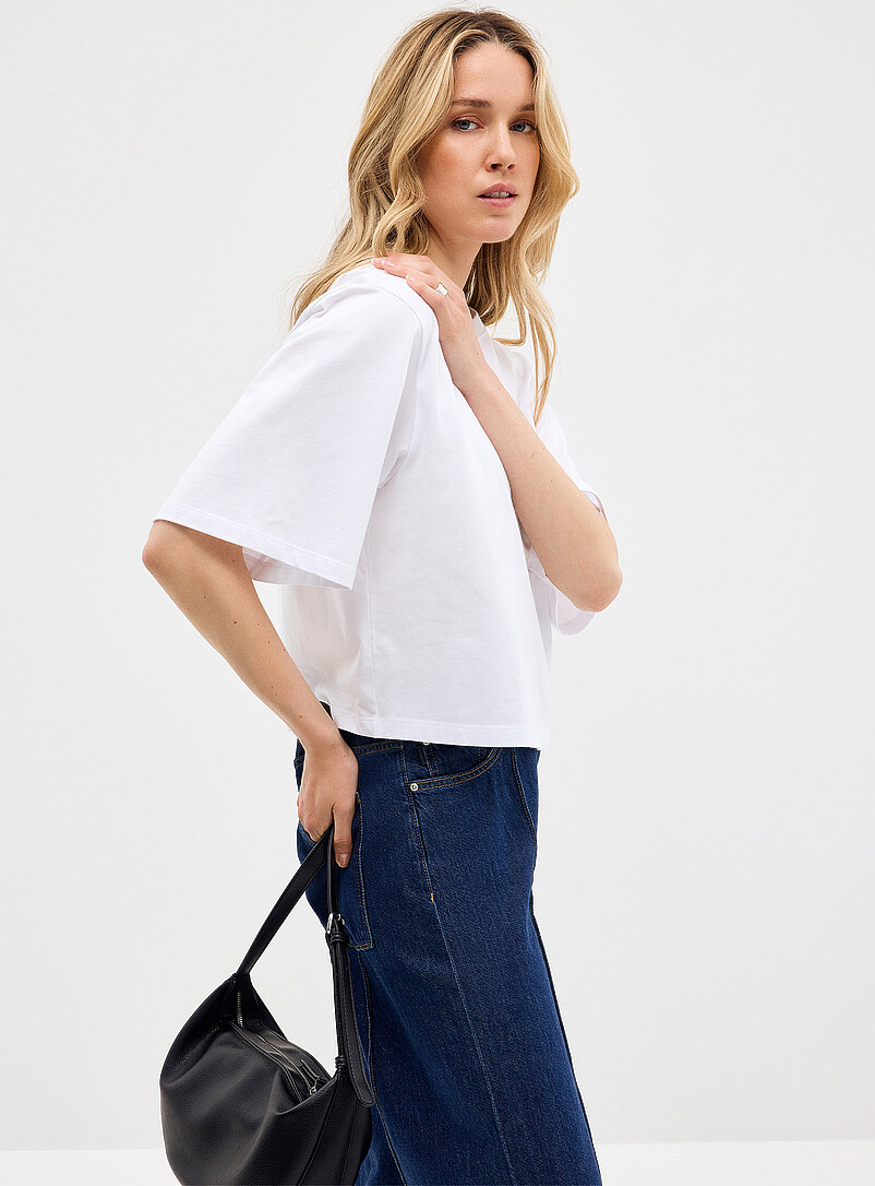 Solid Cropped Boxy-Fit T-Shirt