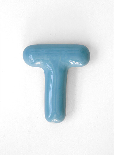 Semiporcelain letter T wall ornament