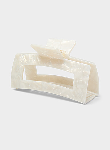Very large terrazzo-like rectangular clip