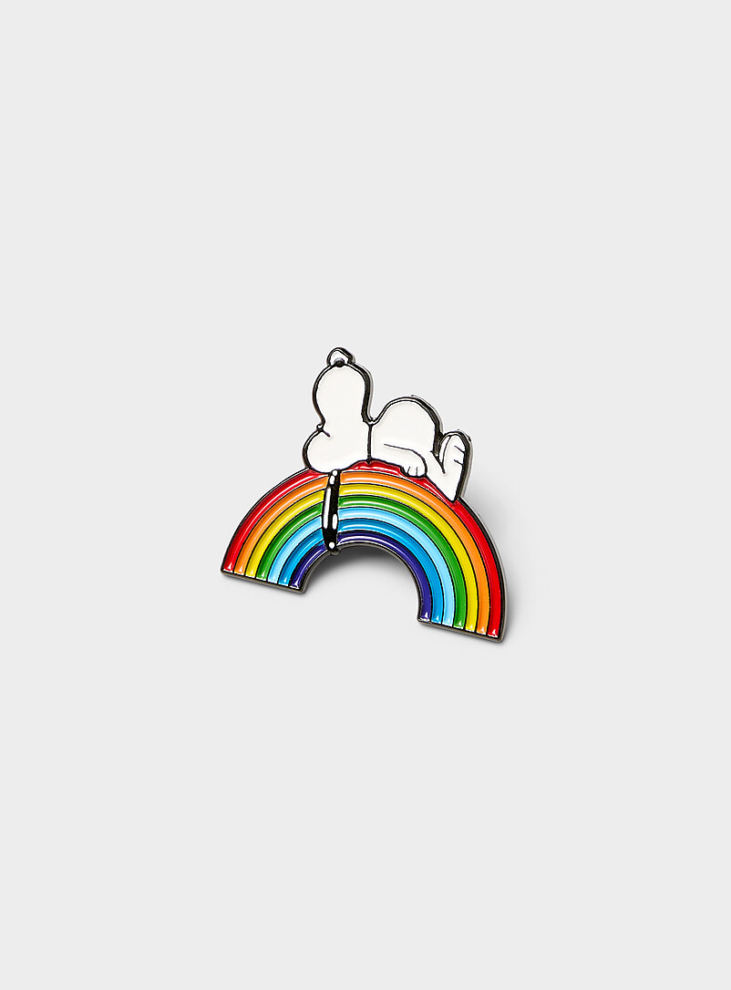 Peanuts pin product image (primary)