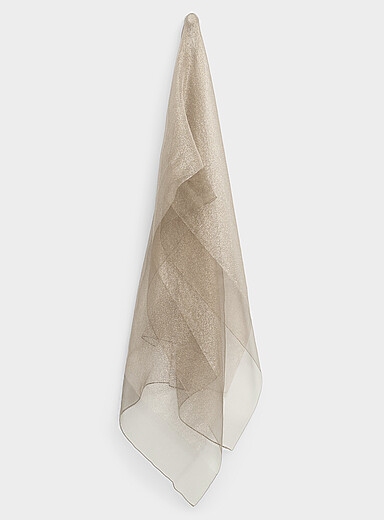 L'&eacute;charpe l&eacute;g&egrave;re organza scintillant