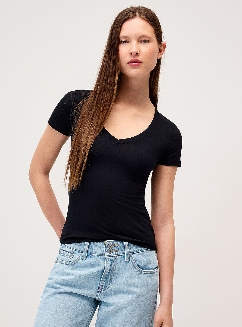 Organic Cotton V-Neck T-Shirt Super Slim Fit