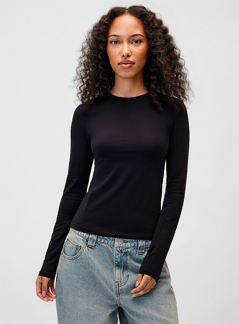 Super fitted long-sleeve T-shirt product image (primary)