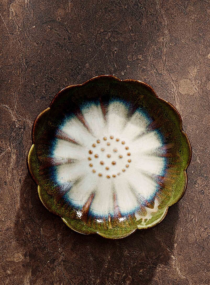 Embossed flower tray product image 2