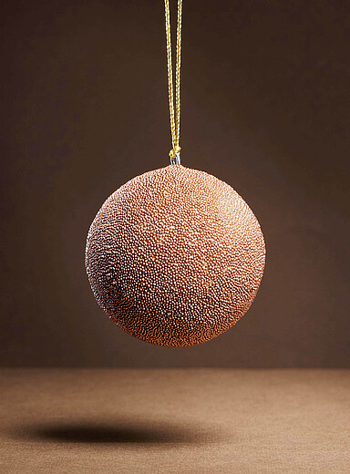 L'ornement boule billes ambr&eacute;es <b>Collection de No&euml;l</b>