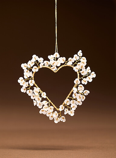 L'ornement d&eacute;licates fleurs en c&oelig;ur <b>Collection de No&euml;l</b>