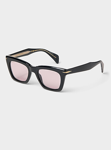 Les lunettes de soleil carr&eacute;es noires