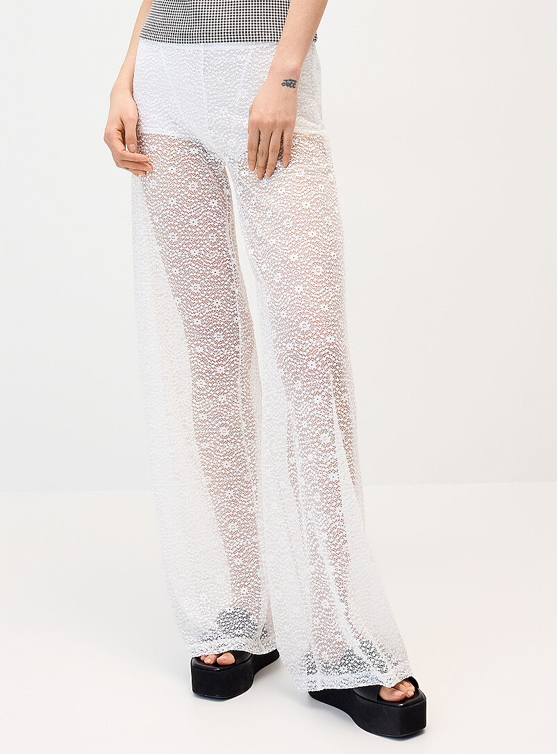 Twik: Le pantalon large dentelle Noir pour femme