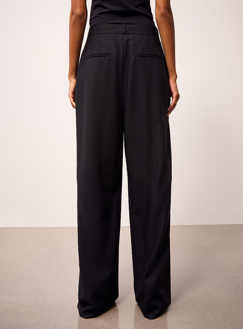 Pleated piqué pant Fit: Wide leg, high rise | REISS | Shop Women