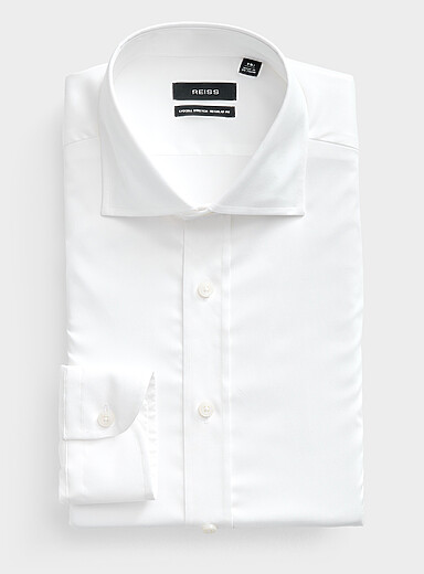 La chemise extensible tout confort <b>Coupe r&eacute;guli&egrave;re</b>