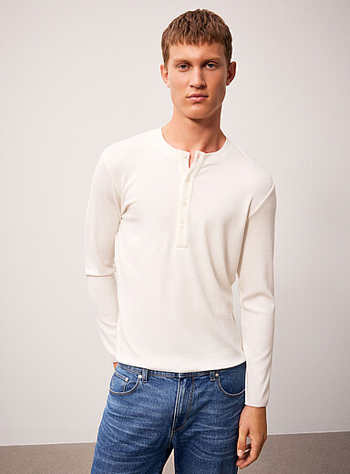 Le t-shirt henley c&ocirc;tel&eacute; Francisco