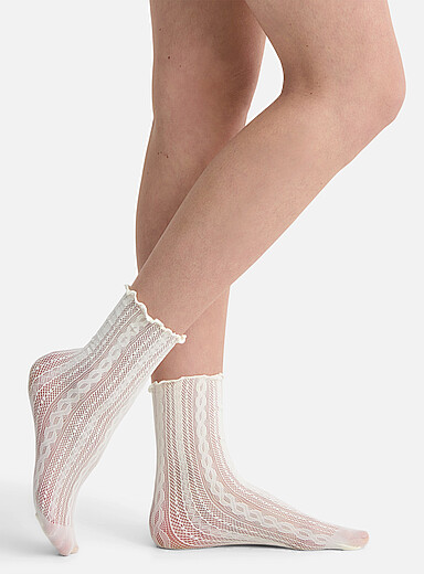 La chaussette effet crochet bord ondul&eacute;