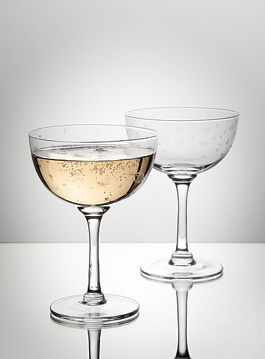 Les verres &agrave; champagne &eacute;toiles grav&eacute;es Ensemble de 2