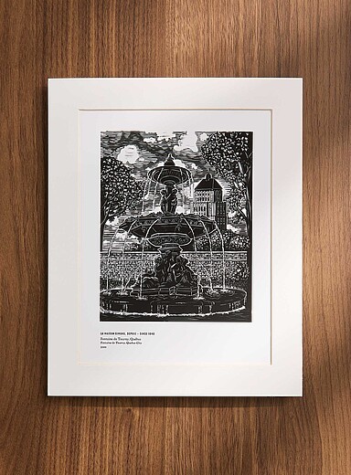Simons Black and White Fontaine de Tourny art print <b>Our History, Our Heritage Collection</b> for women
