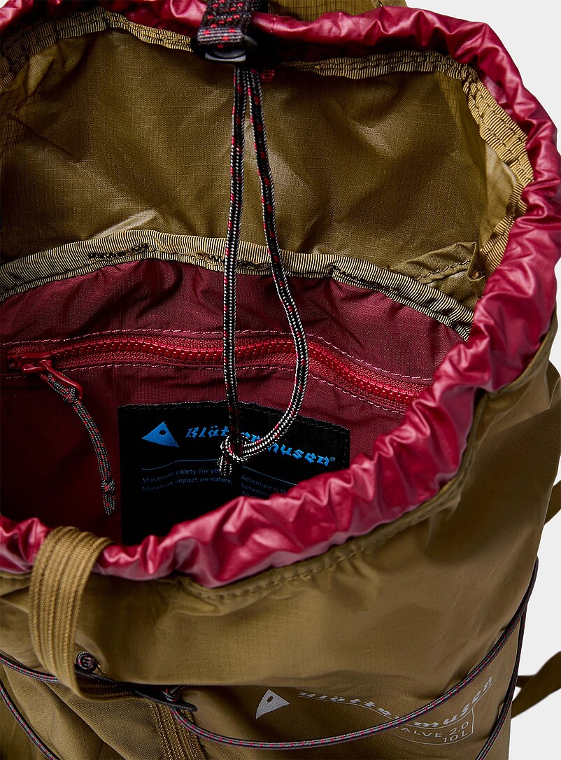 Ultra-light Tjalve 2.0 mountain backpack 10 litres | Klättermusen