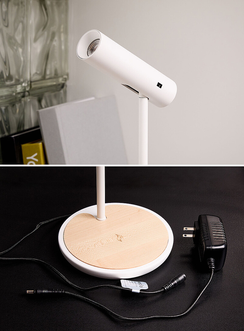 Stema X white table lamp | Kendila | | Simons