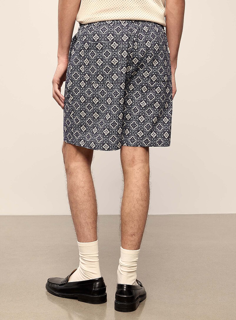 Les Deux Blue Harry arabesque short for men
