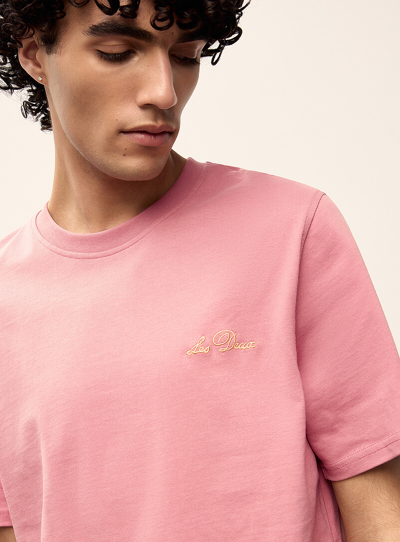 Les Deux: Le t-shirt dos broderies florales Rose pour homme