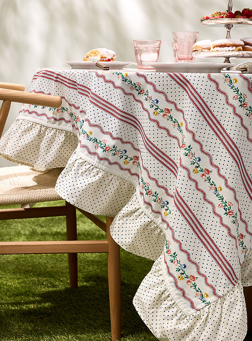 Jeanne Red ruffled tablecloth product image 2