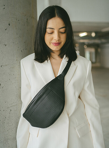 Le sac ceinture Orti tress&eacute;
