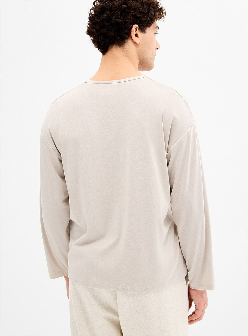 Le 31: Le t-shirt col rond d&eacute;gag&eacute; <b>Importation de S&eacute;oul</b> Gris pour homme