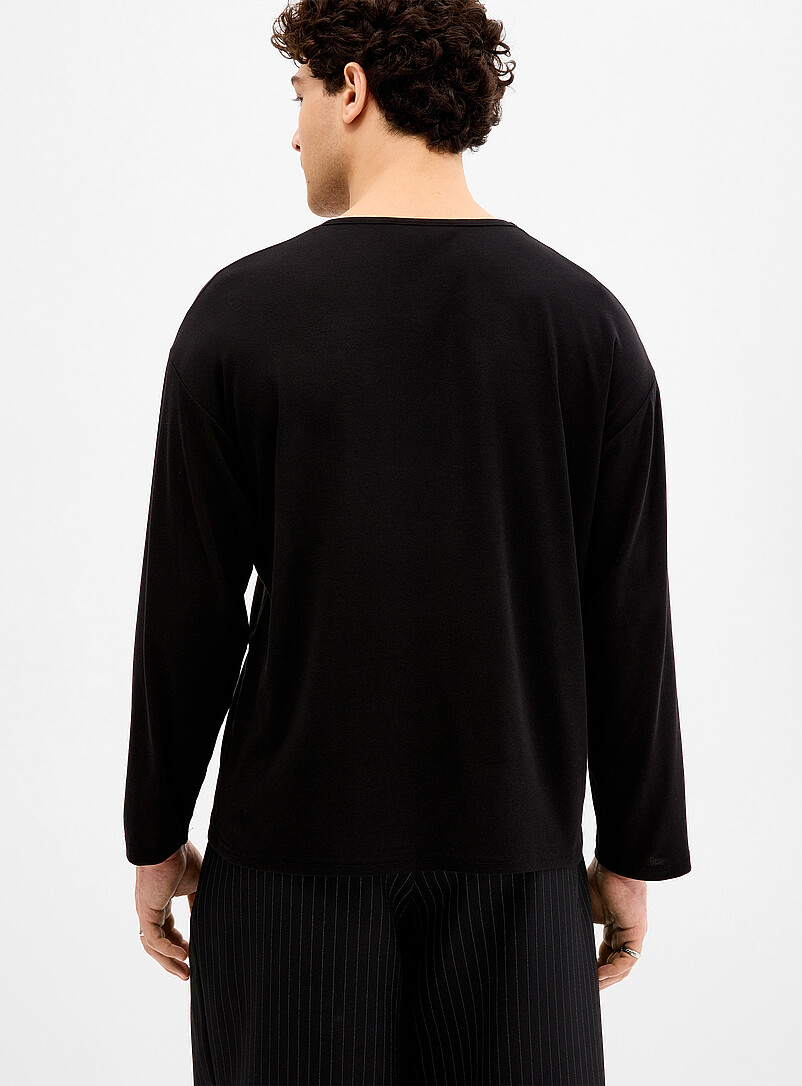 Scoop neck tee Imported from Seoul product image 2