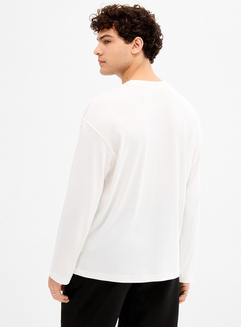Cursive note T-shirt Imported from Seoul product image 3