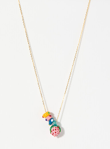 Le collier billes de verre color&eacute;es