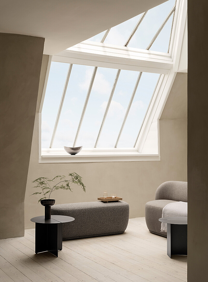 Oru medium steel side table product image (primary)