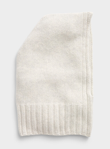 Thready wool balaclava