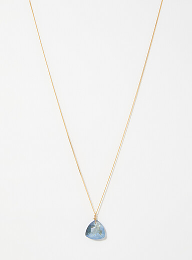La cha&icirc;ne pendentif pierre ovale