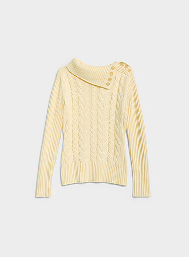 Buttery yellow buttoned lapel collar sweater