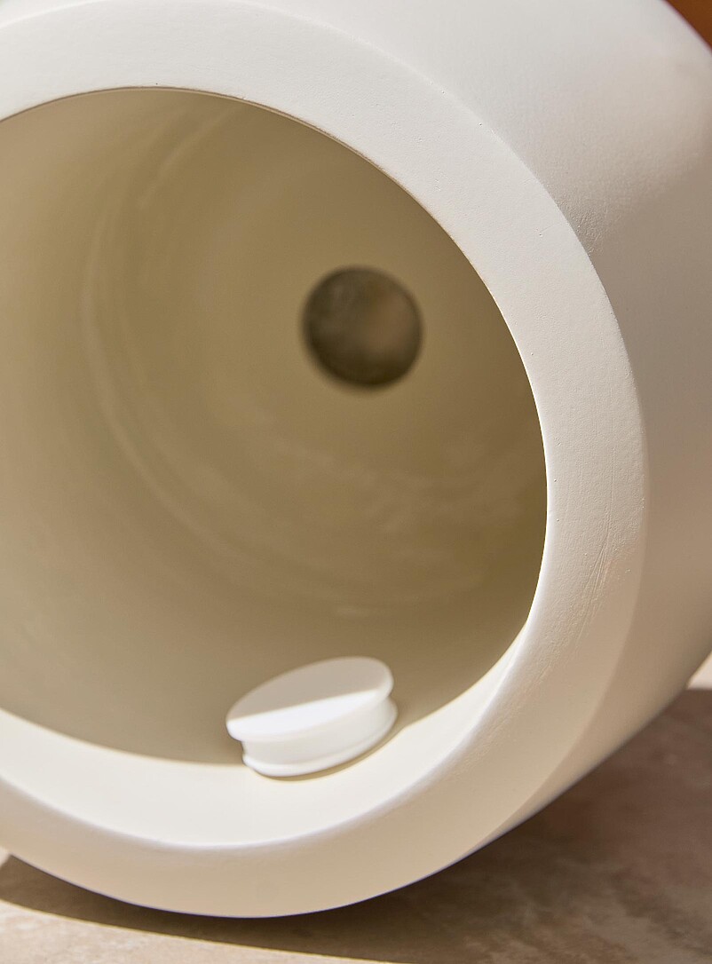 Belly rounded indoor/outdoor planter 15" in diameter product image 3