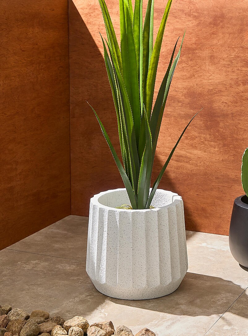 Cupcake Pleated-Effect Indoor/outdoor Planter 17" In Diameter