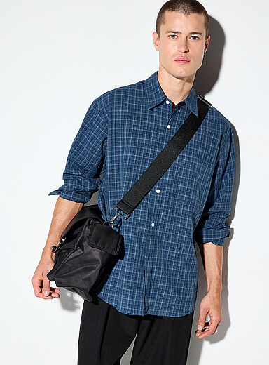 La chemise carreaux textur&eacute;s <b>Collection de S&eacute;oul</b>