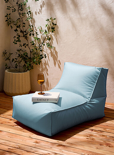 Alpine pear chair Indoor and outdoor