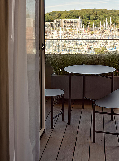 La table d'appoint Disc Int&eacute;rieur et ext&eacute;rieur