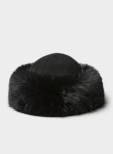 Le chapeau pillbox revers effet fourrure