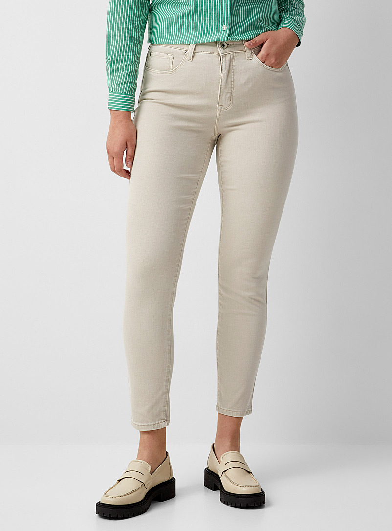 Contemporaine Sand Faded colour fitted stretch jeans for women
