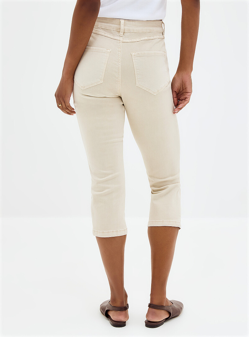 Contemporaine Black Colourful denim capri pant <b>Fit: Slim leg, regular rise</b> for women