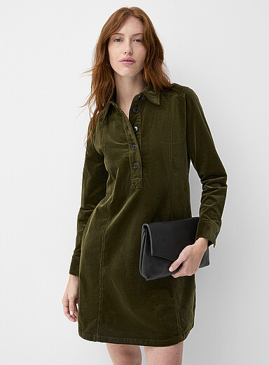La robe velours c&ocirc;tel&eacute; col chemise