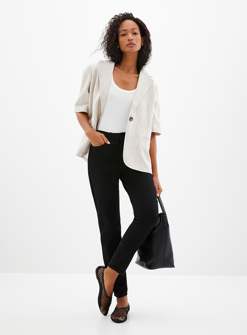 Sleek Stretch Jean Fit: Slim Leg, Regular Rise