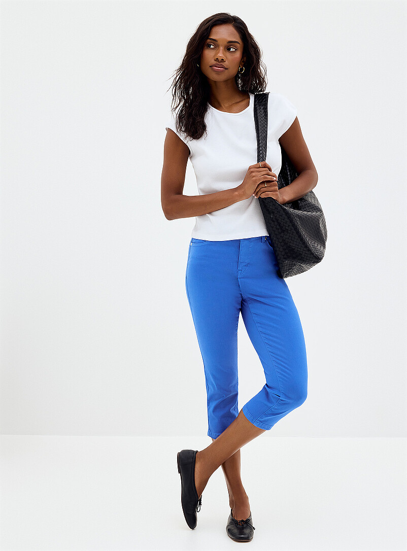 Colourful Denim Capri Pant Fit: Slim Leg, Regular Rise